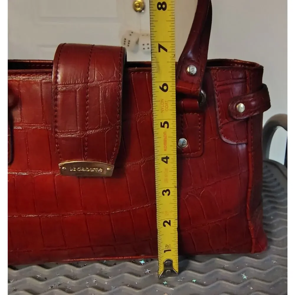 #PH23 -LIZ CLAIBORNE CROC EMBOSSED HANDBAG - DEEP RED